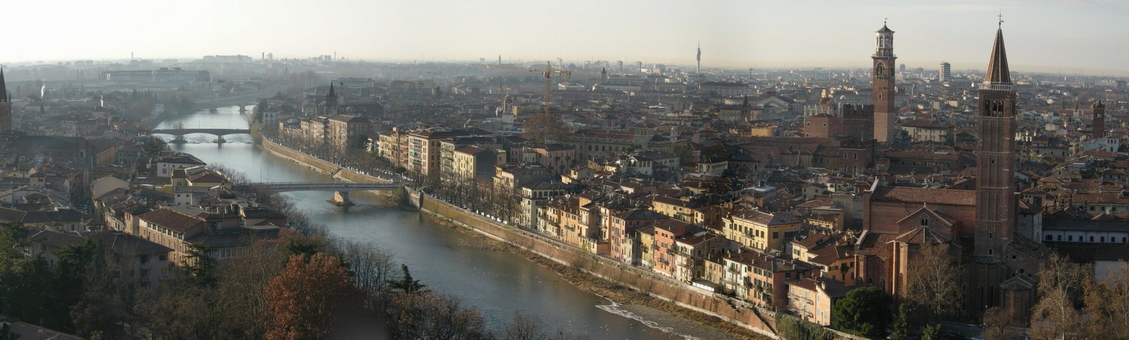 [Panorama_Verona_0.jpg]