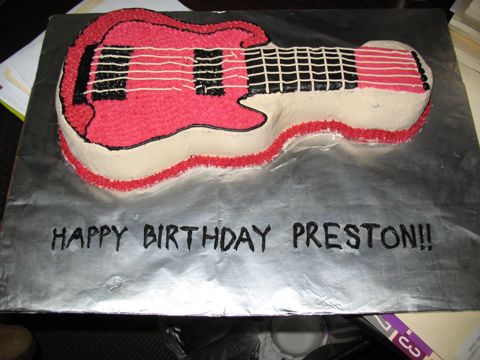 [Guitar+cake.JPG]