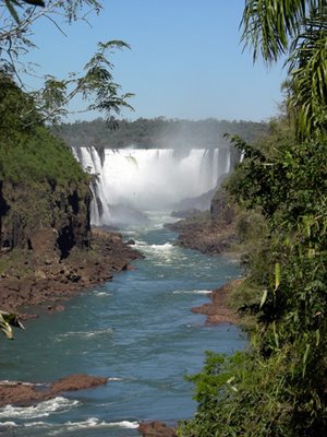 [Iguazu-1.jpg]