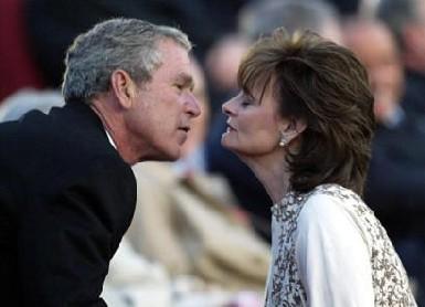 [cherie+booth+and+george+bush.JPG]