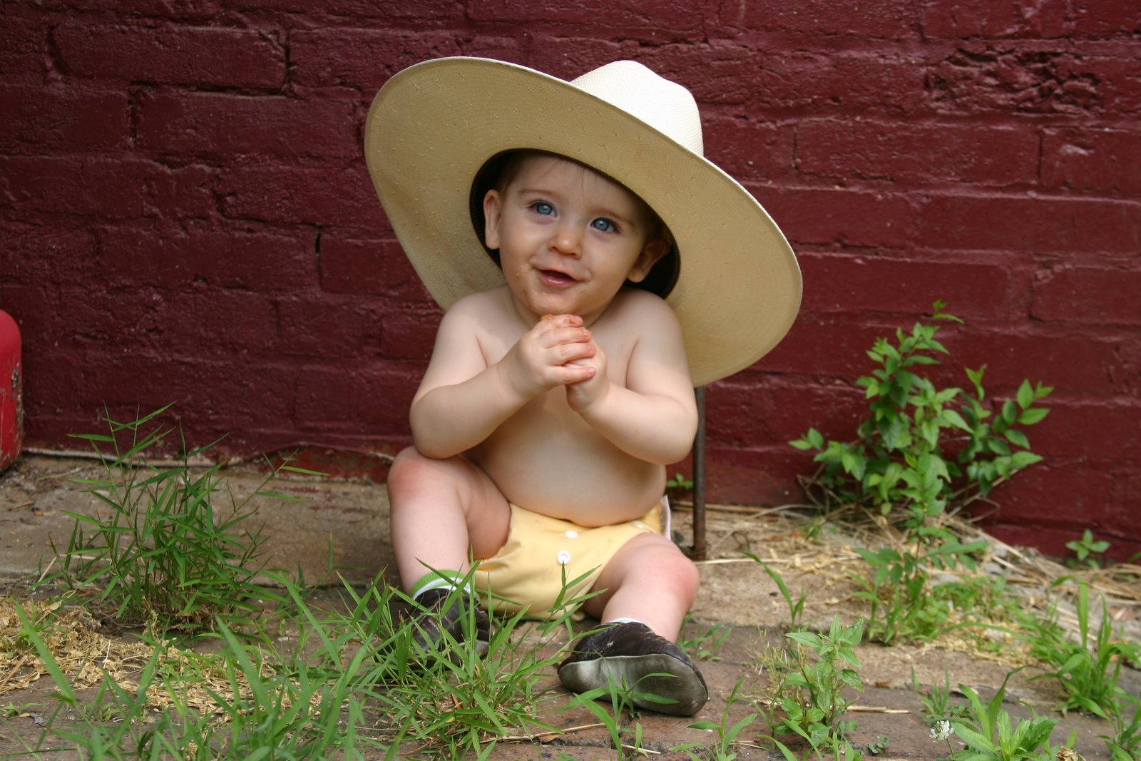 [Ian+in+Cowboy+Hat.jpg]
