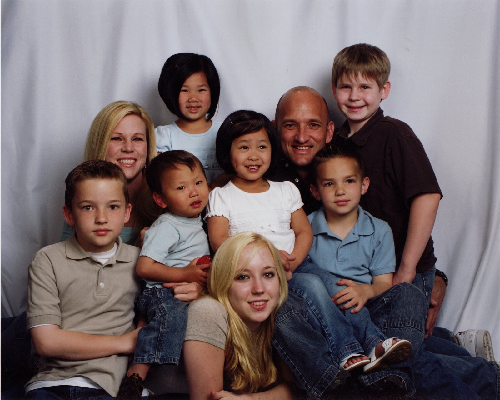 [familypic4.2008.jpg]