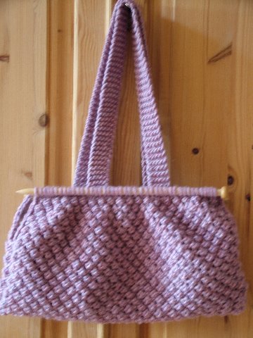 [knittingbag.jpg]