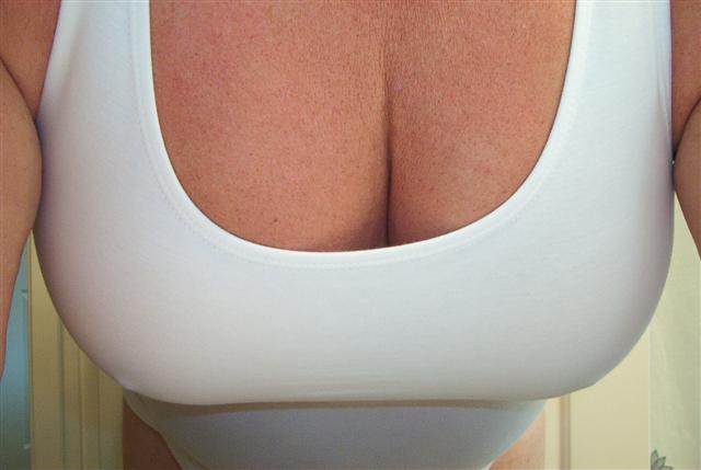 [man_breasts.jpg]