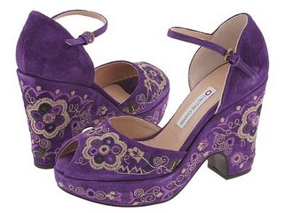 [purple_shoes1.jpg]