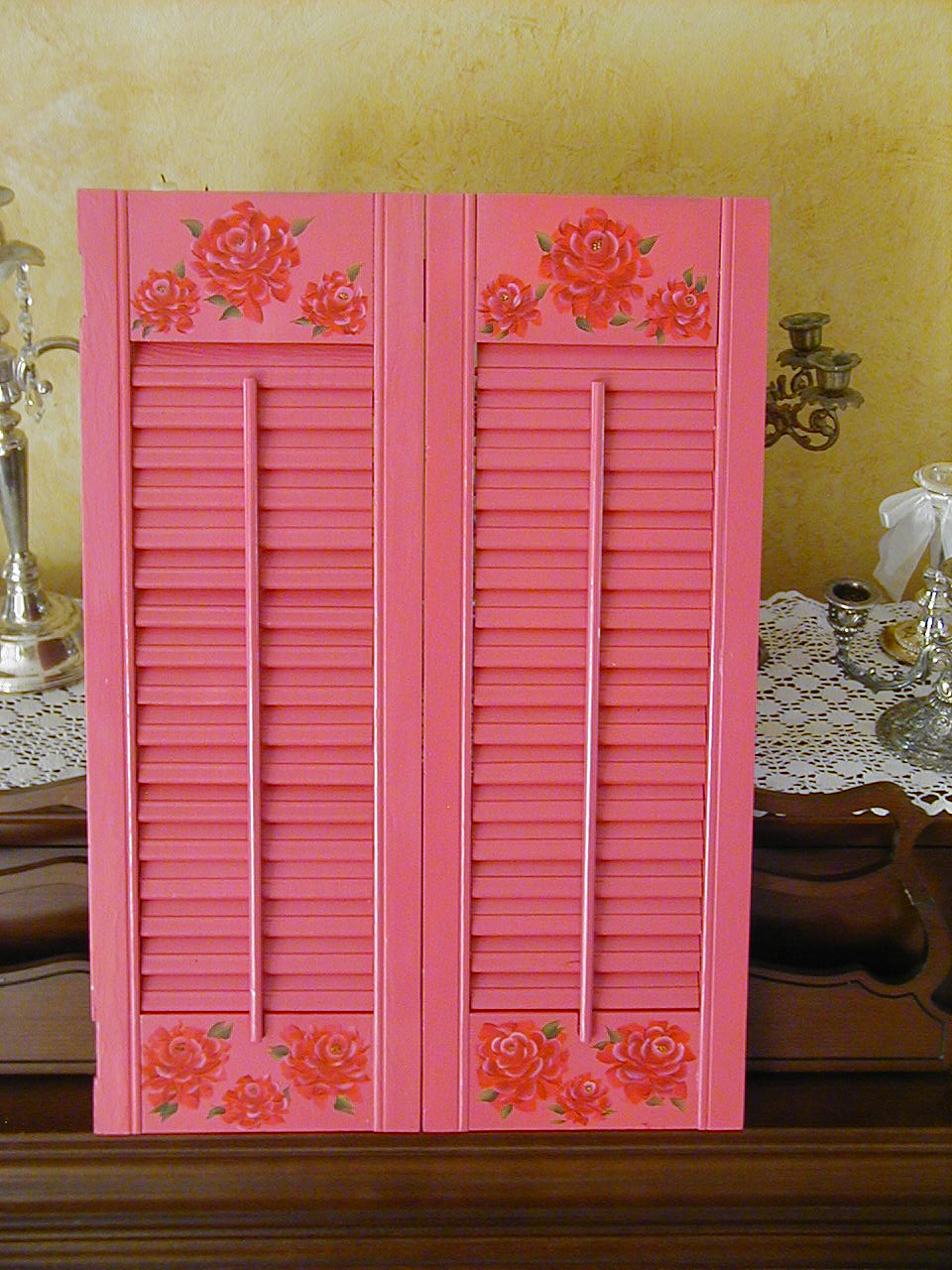 [pink+shutters+012.jpg]