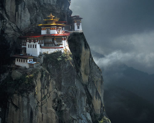 [tigers-nest-monastery-bhutan-1.jpg]