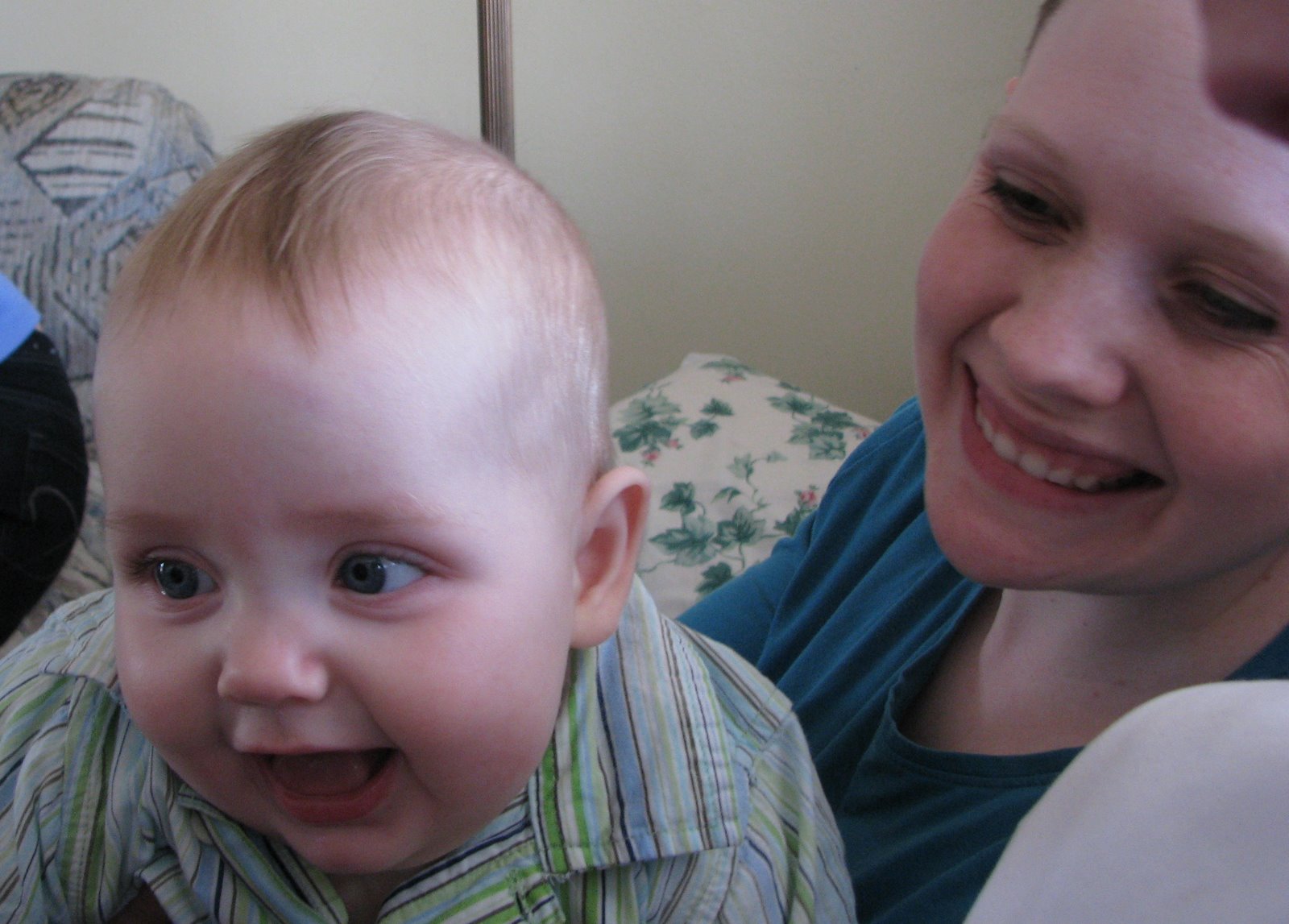 [mom+and+tanner+smiling.jpg]