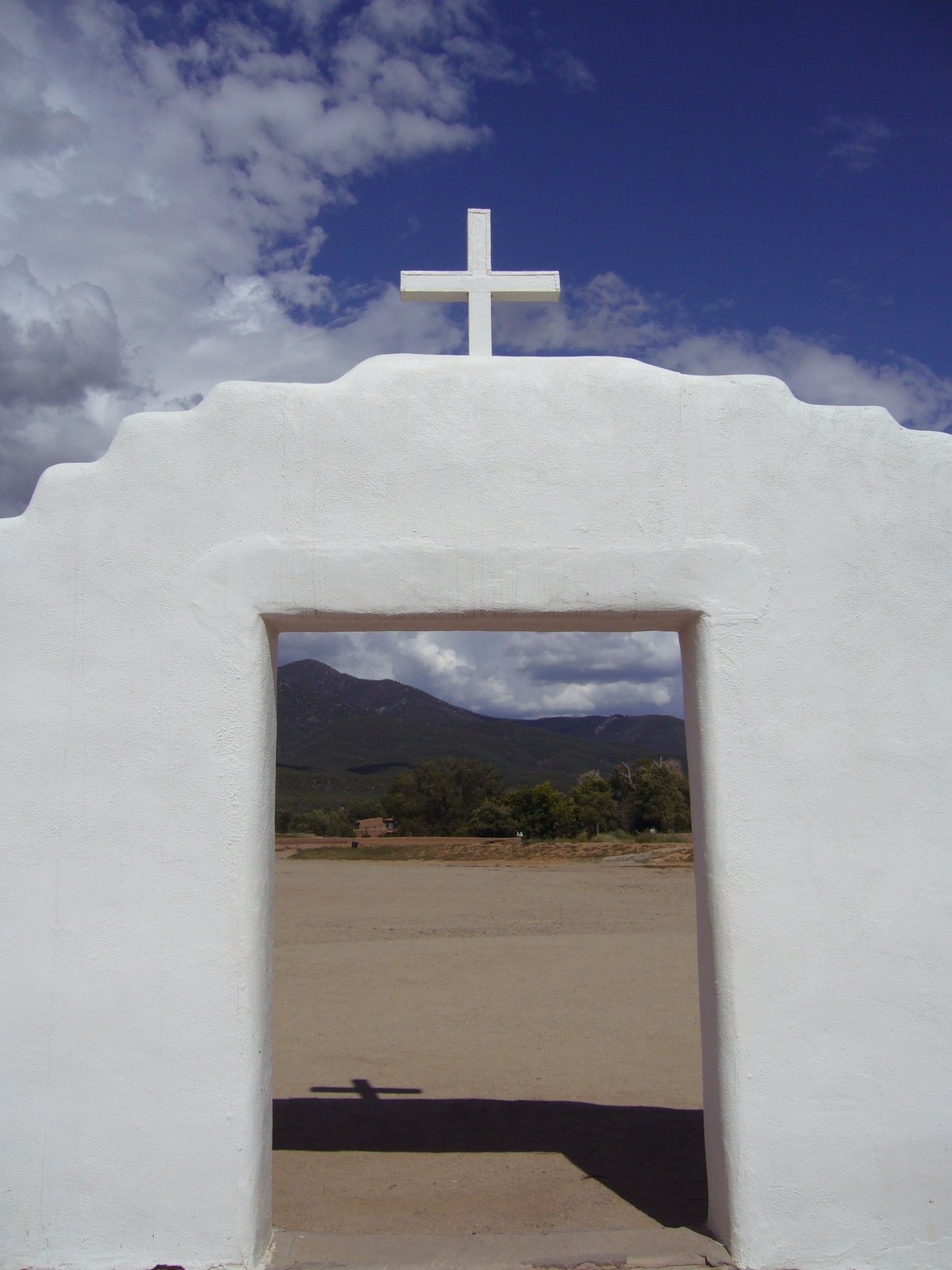 [X+over+Taos+Pueblo.JPG]