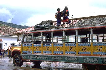 [Colombia+Bus.jpg]
