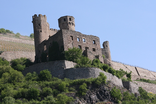 [Ehrenfels+Castle.jpg]