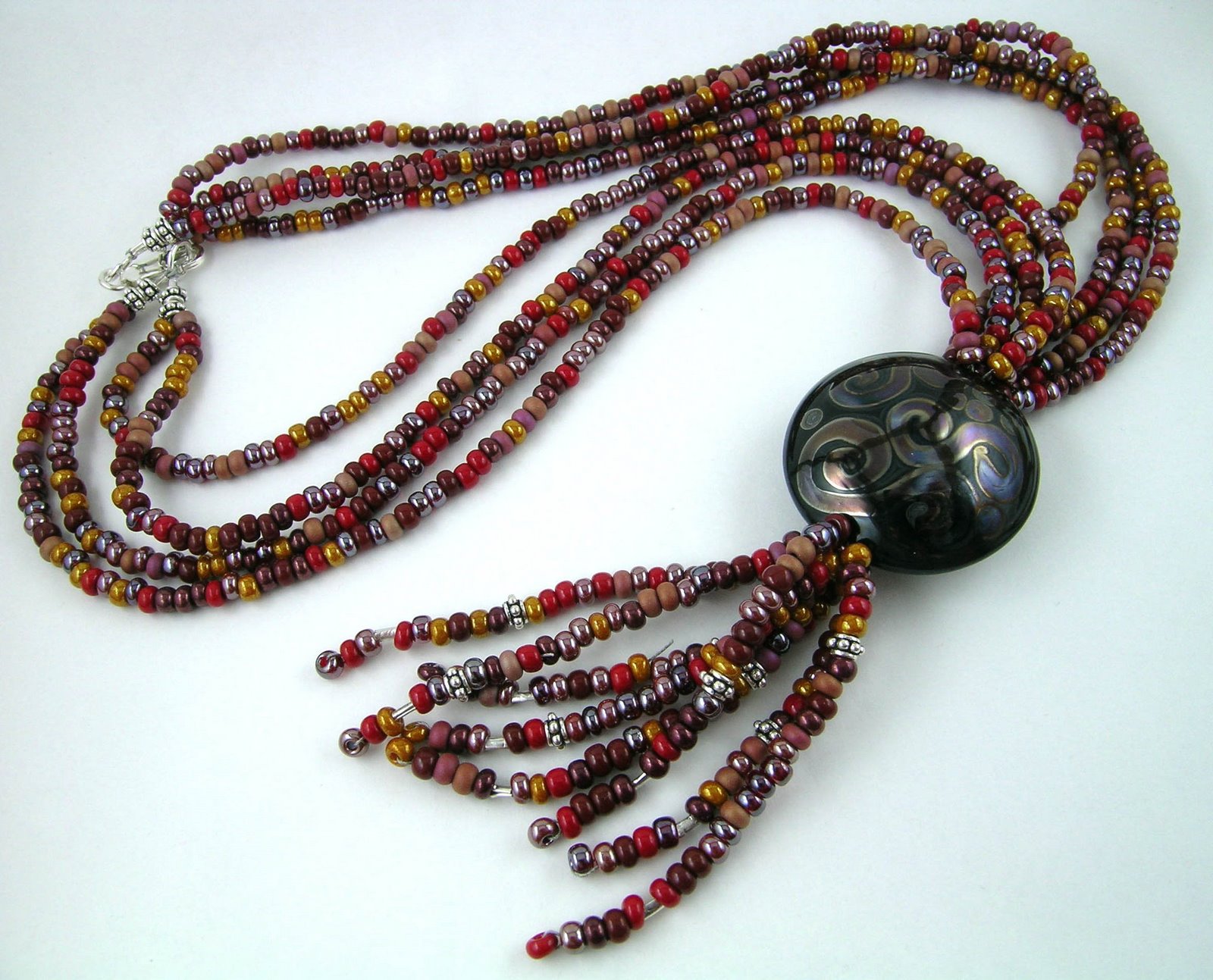 [brown+and+red+necklace.jpg]