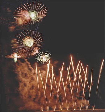 [fireworks_poster1.jpg]