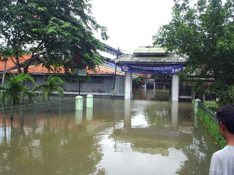 [jakarta-flood-sunday2.jpg]