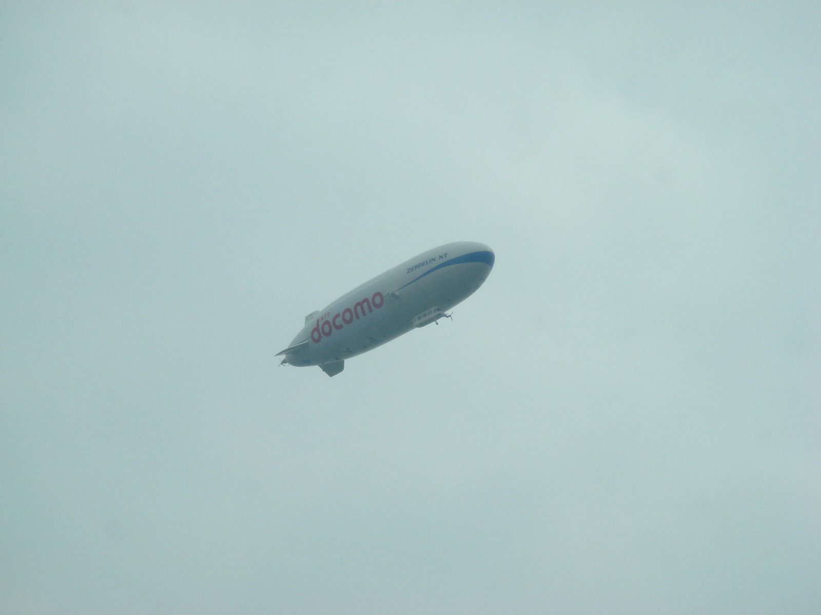 [airship.jpg]