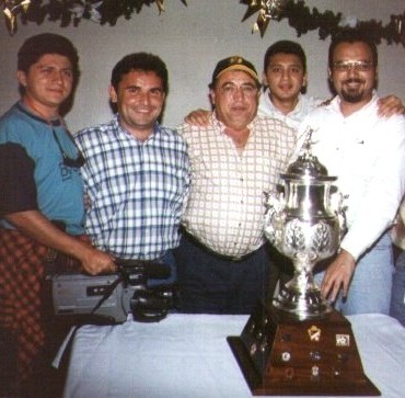 Con la Copa de 1a. Div. "A" 1998