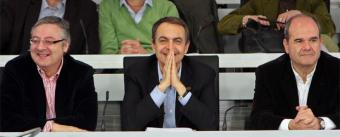 [Blanco_Zapatero_Chaves_reunion_Comite_Federal_PSOE.jpg]