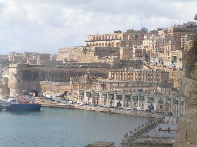 [Malta+city+view.jpg]