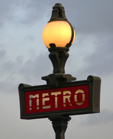 [metro+sign.jpg]