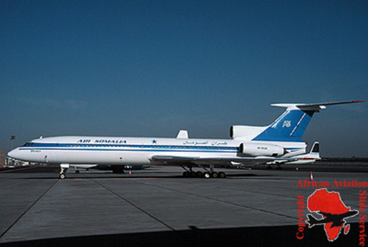 [TU-154B-2+UR+85546+AIR+SOMALIA+04-2001+2.JPG]