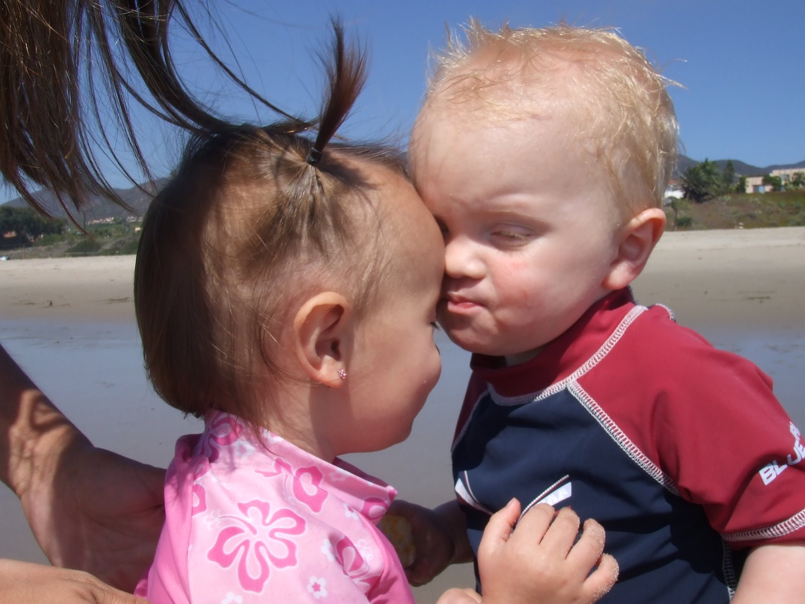 [kissing+cousins.jpg]