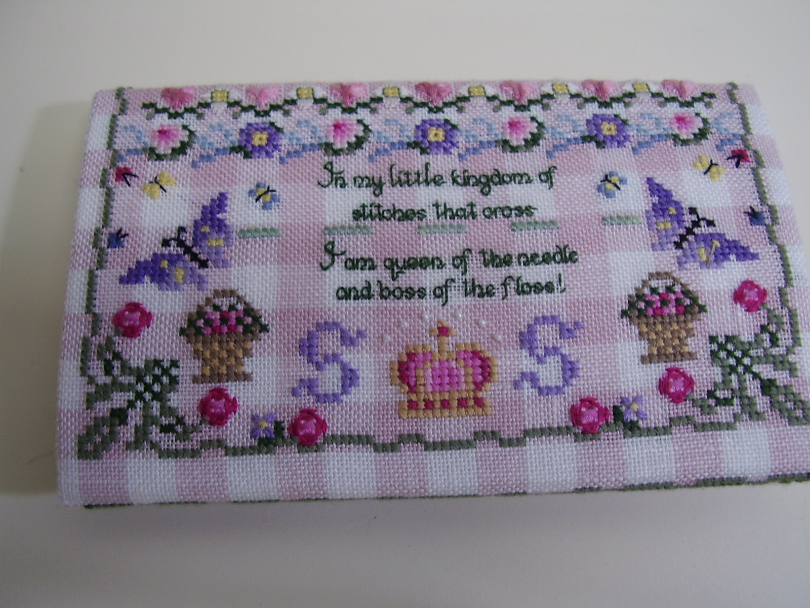 [Queen+of+the+Needle+Sampler+Sewing+Case+by+Just+Nan.JPG]