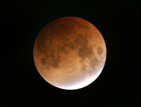 [Lunar+eclipse+Feb+2008.jpg]