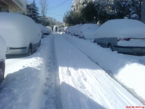 [February+08+snow+in+Athens2.BMP]