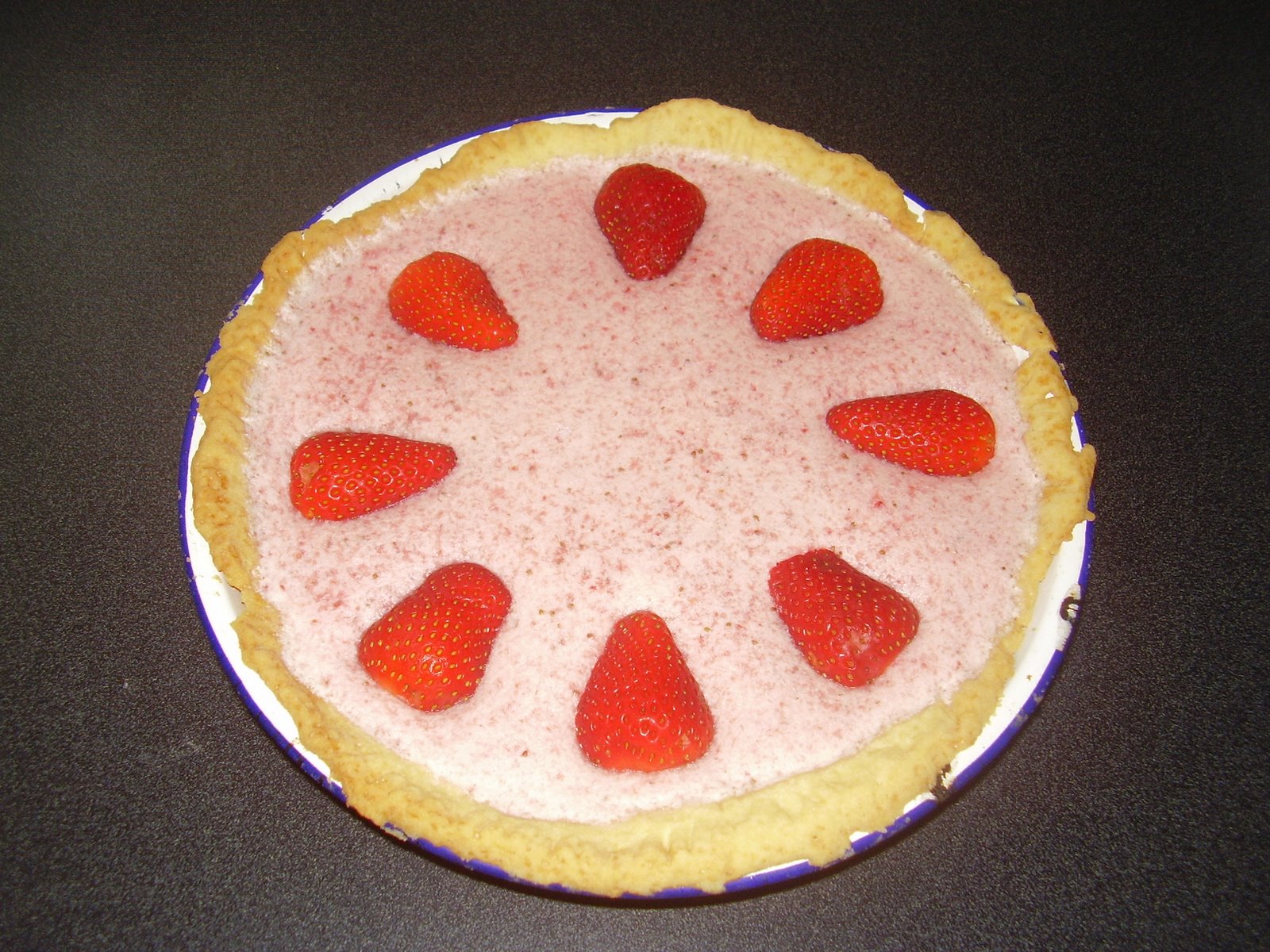[Strawberry+chiffon+tart+I.JPG]