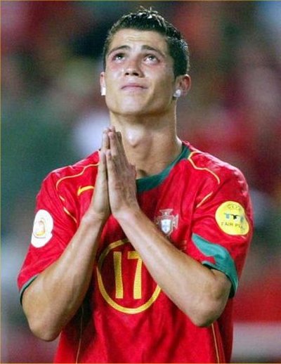 [Cristiano-Ronaldo-Biography-2.jpg]