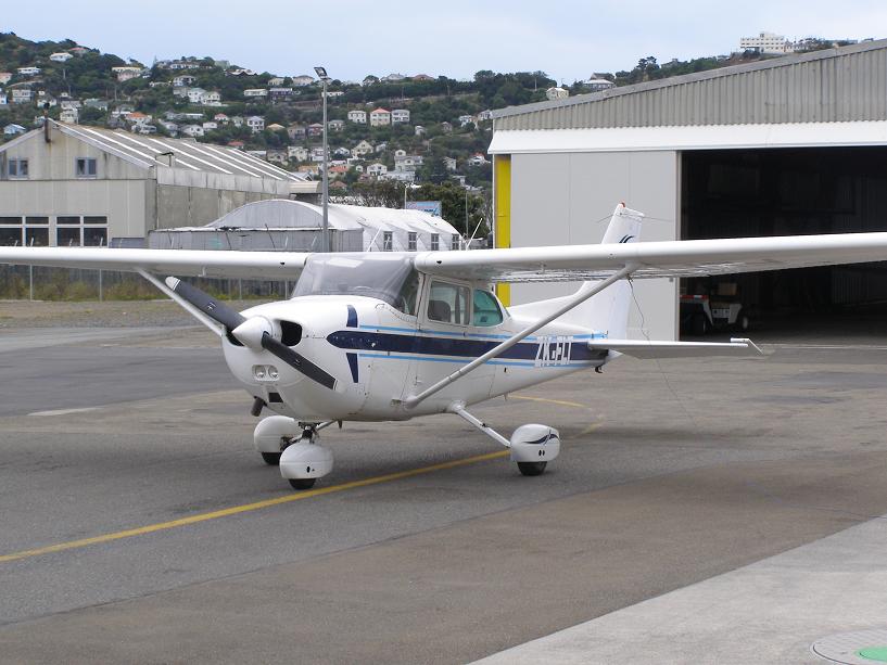 Wellington Aero Club Cessna 172N ZK-FLT
