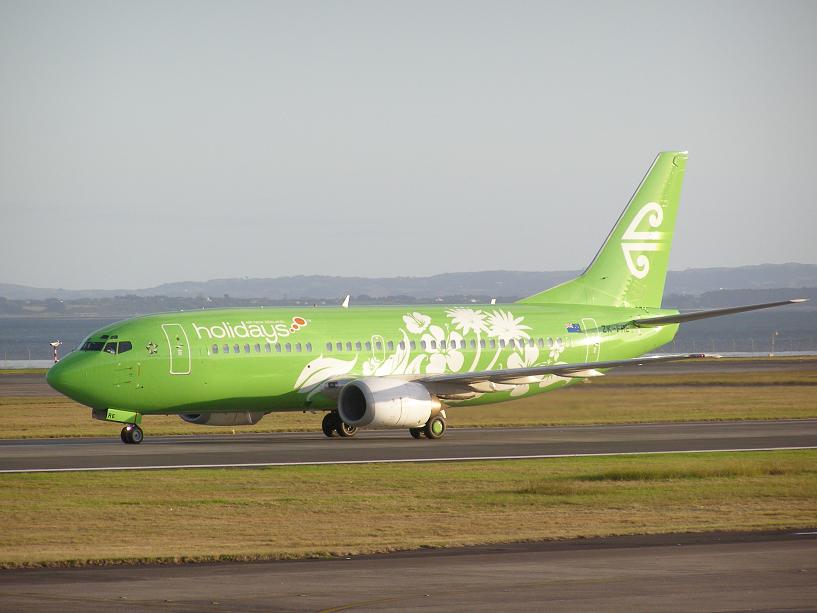 Air New Zealand Holidays lime-green Boeing B737