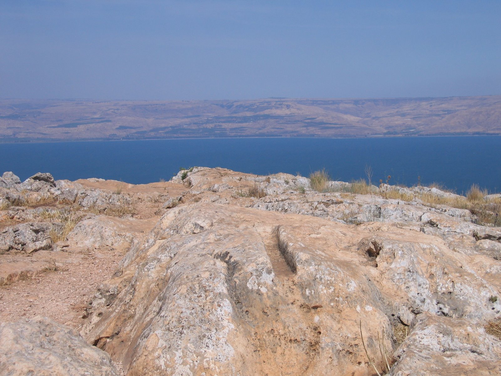 [Sea_of_Galilee_from_Mt_Arbel.jpg]