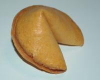 [200px-Fortune_cookie_20040628_223108_1.jpg]