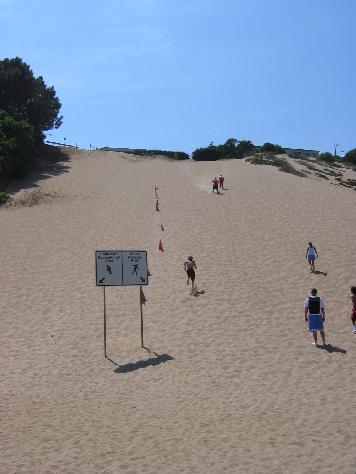 [sand+dunes.1.JPG]