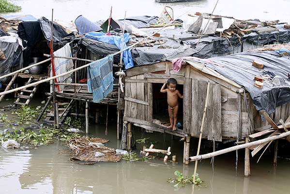 [miseria+en+Bangladesh.jpg]