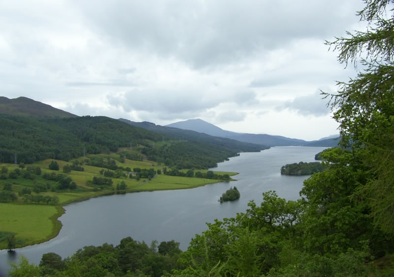 [Queens+View+Loch+Tummel+Scotland.jpg]