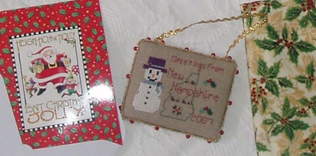 [Xmas+card,+ornament+and+fabric.JPG]