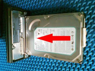 Tips Instal Harddisk ke Playstation 2 Tips+instal+harddisk+di+playstation2_html_m43744a63
