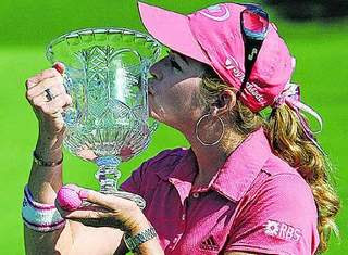 Paula Creamer, The Pink Panther hangs on for win at the Jamie Farr Owens Corning Classic