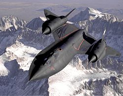 [250px-Lockheed_SR-71_Blackbird.jpg]