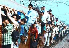 [mumbai-local-train.jpg]