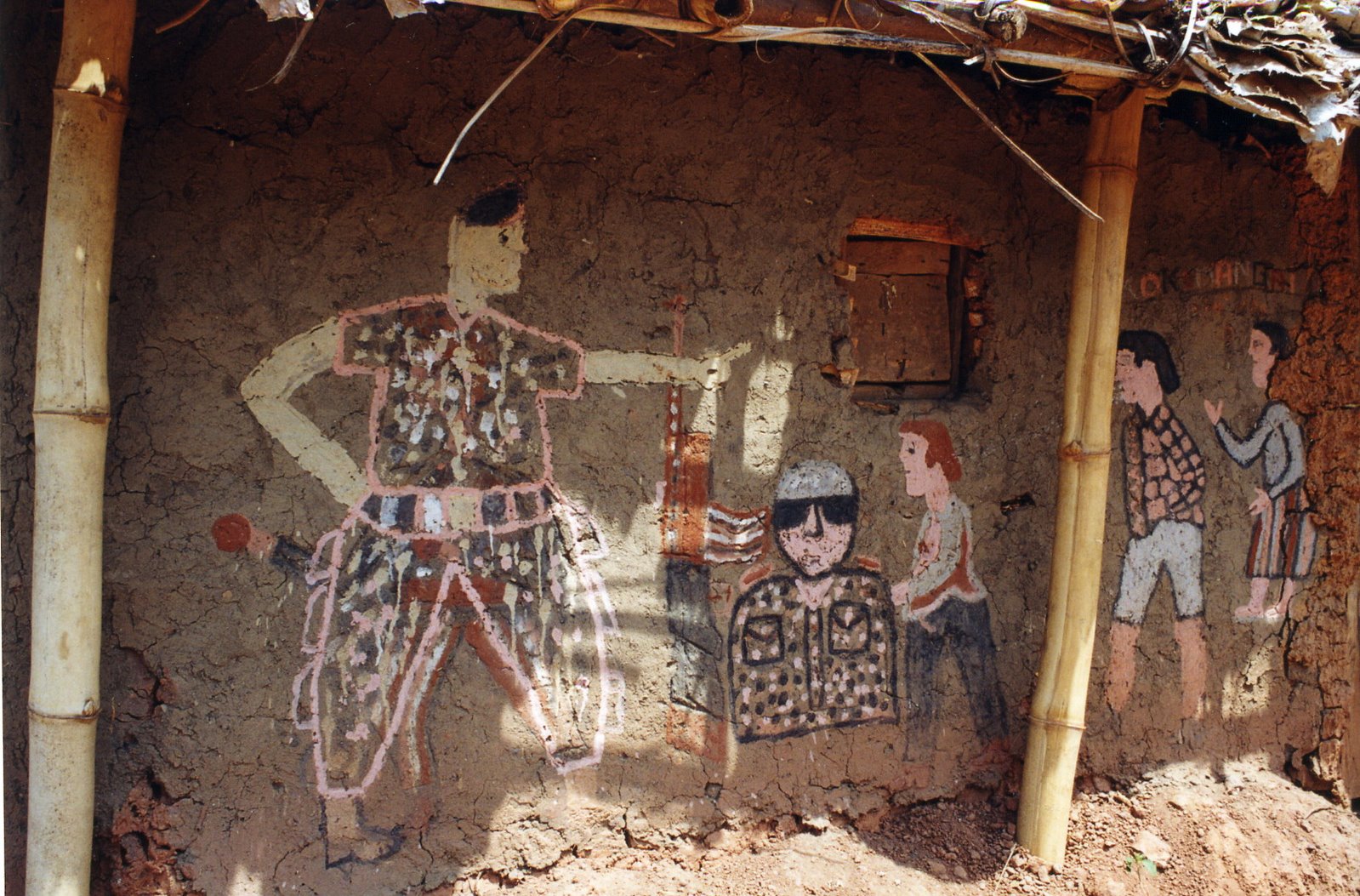 [Congo+Dem.+1999.+Bondo+mural+2.JPG]