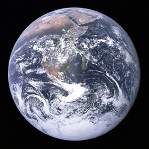 [300px-The_Earth_seen_from_Apollo_17.jpg]