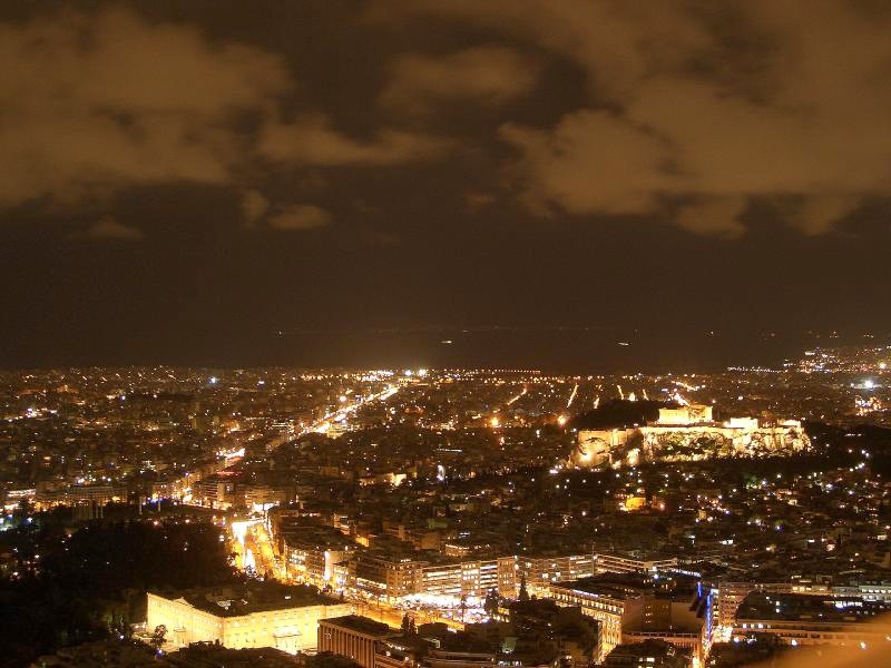 [Athens-night-view1.jpg]