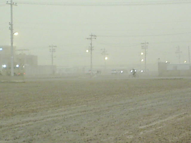 [dust+storm+(4).JPG]