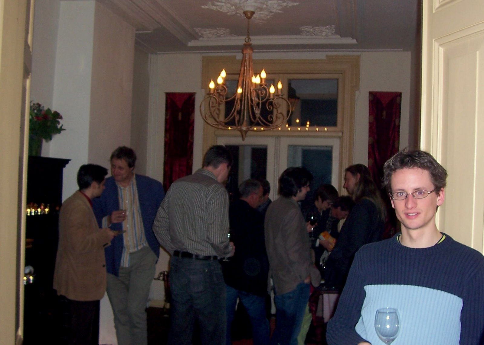 [holiday+office+party+2007+004-1.jpg]