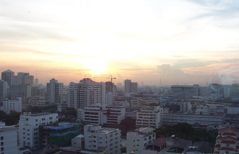 [sunset+at+bangkok.jpg]