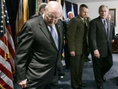 [Bush,+military+briefing+on+Iraq++++2.jpg]