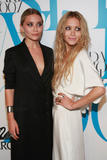 [th_41816_Celebutopia-Ashley_and_Mary-Kate_Olsen-25th_Anniversary_of_the_Annual_CFDA_Fashion_Awards_Green_room-04_122_449lo.jpg]